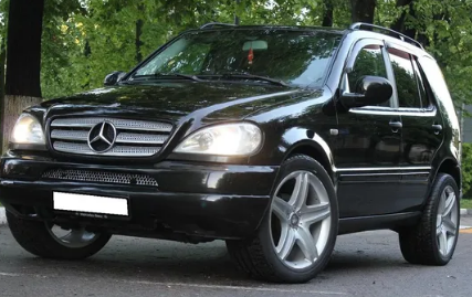 Дефлекторы окон (ветровики) Mercedes Benz ML W163 1998-2004 SIM